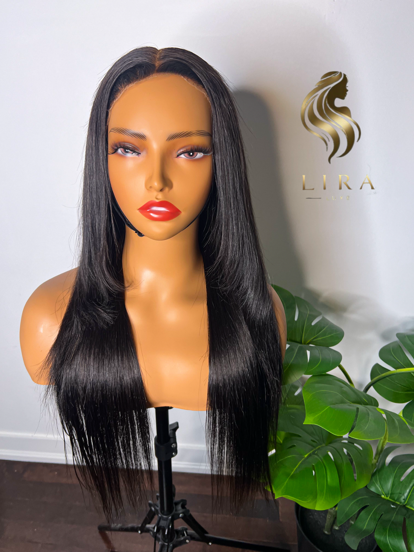 NEW! Black Lira Layered Striaght Glueless HD Lace Front Wig