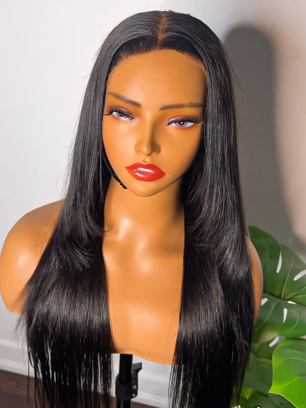 NEW! Black Lira Layered Striaght Glueless HD Lace Front Wig