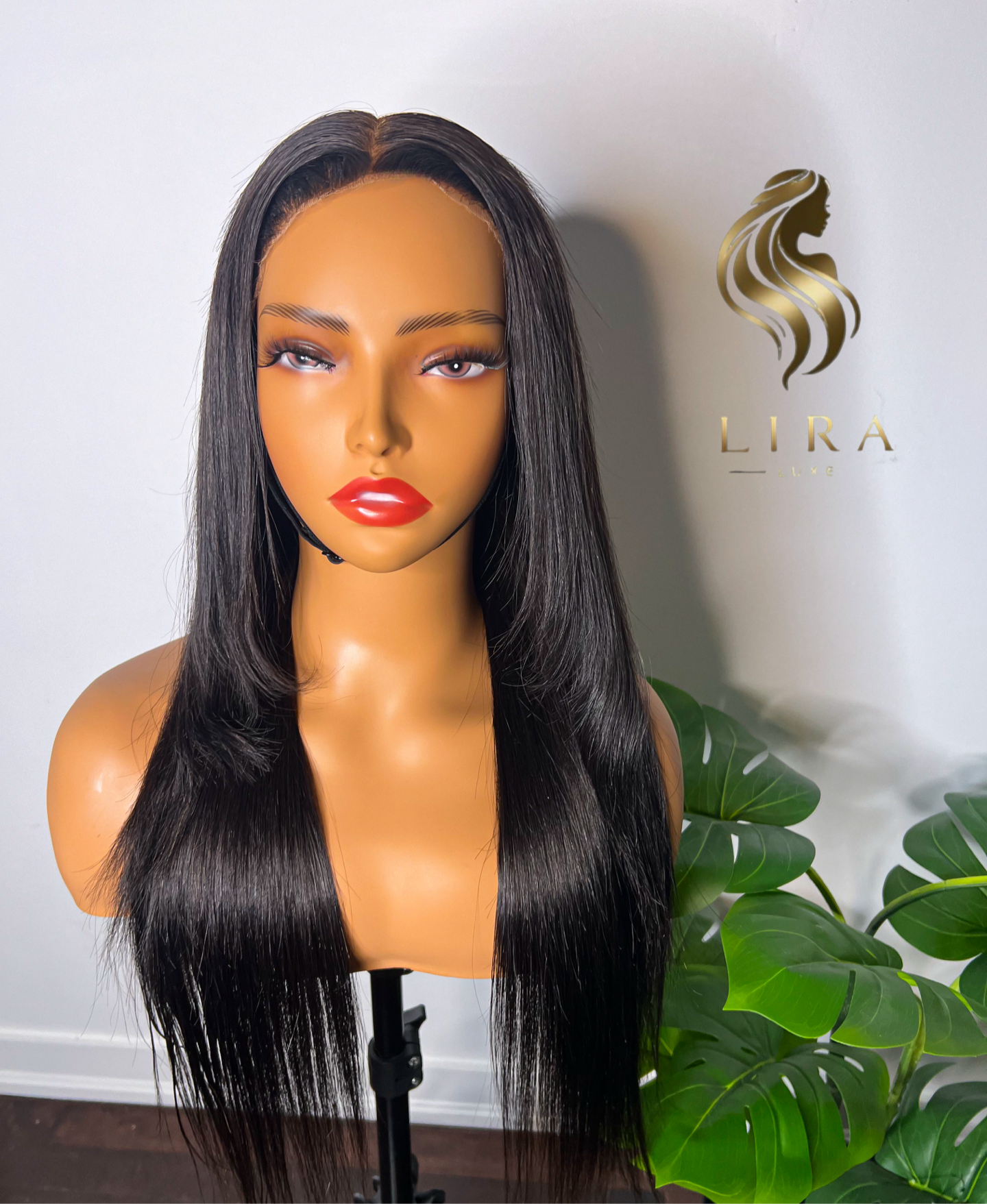 NEW! Black Lira Layered Striaght Glueless HD Lace Front Wig