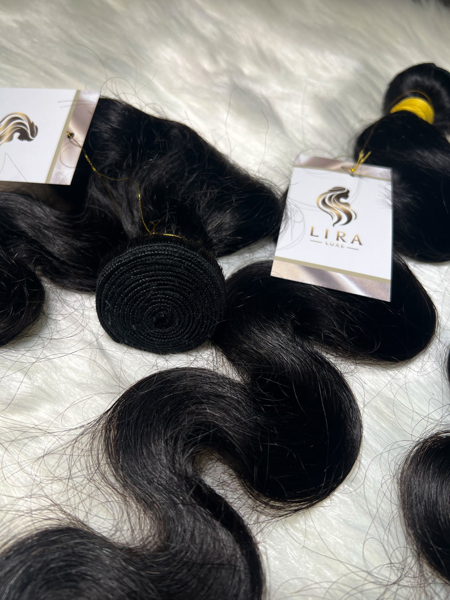 Lucy luscious Body Wave Bundles