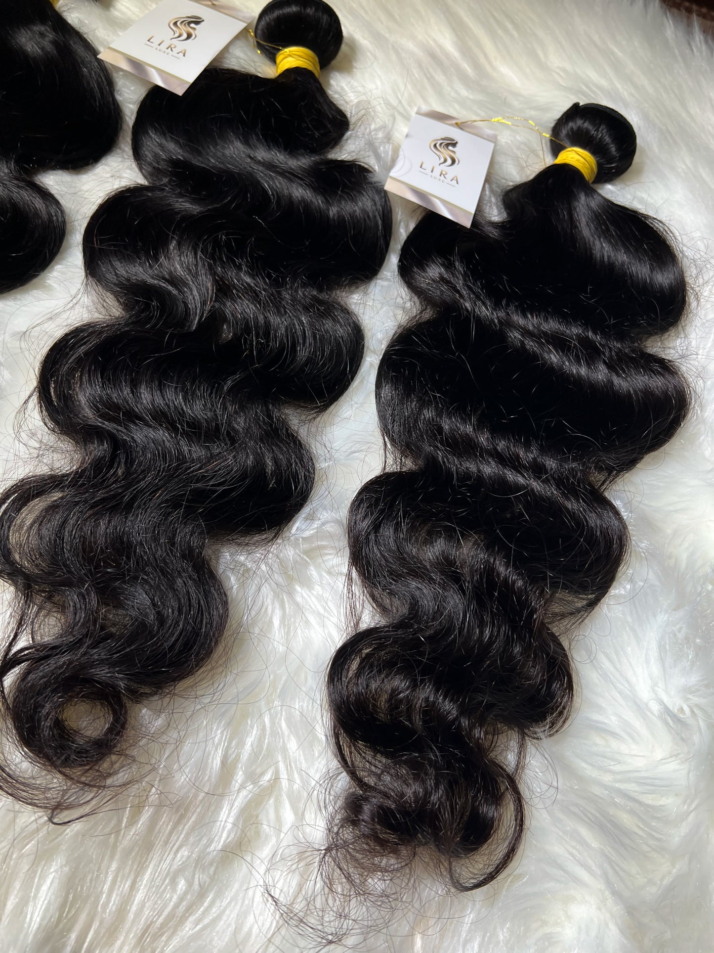 Lucy luscious Body Wave Bundles
