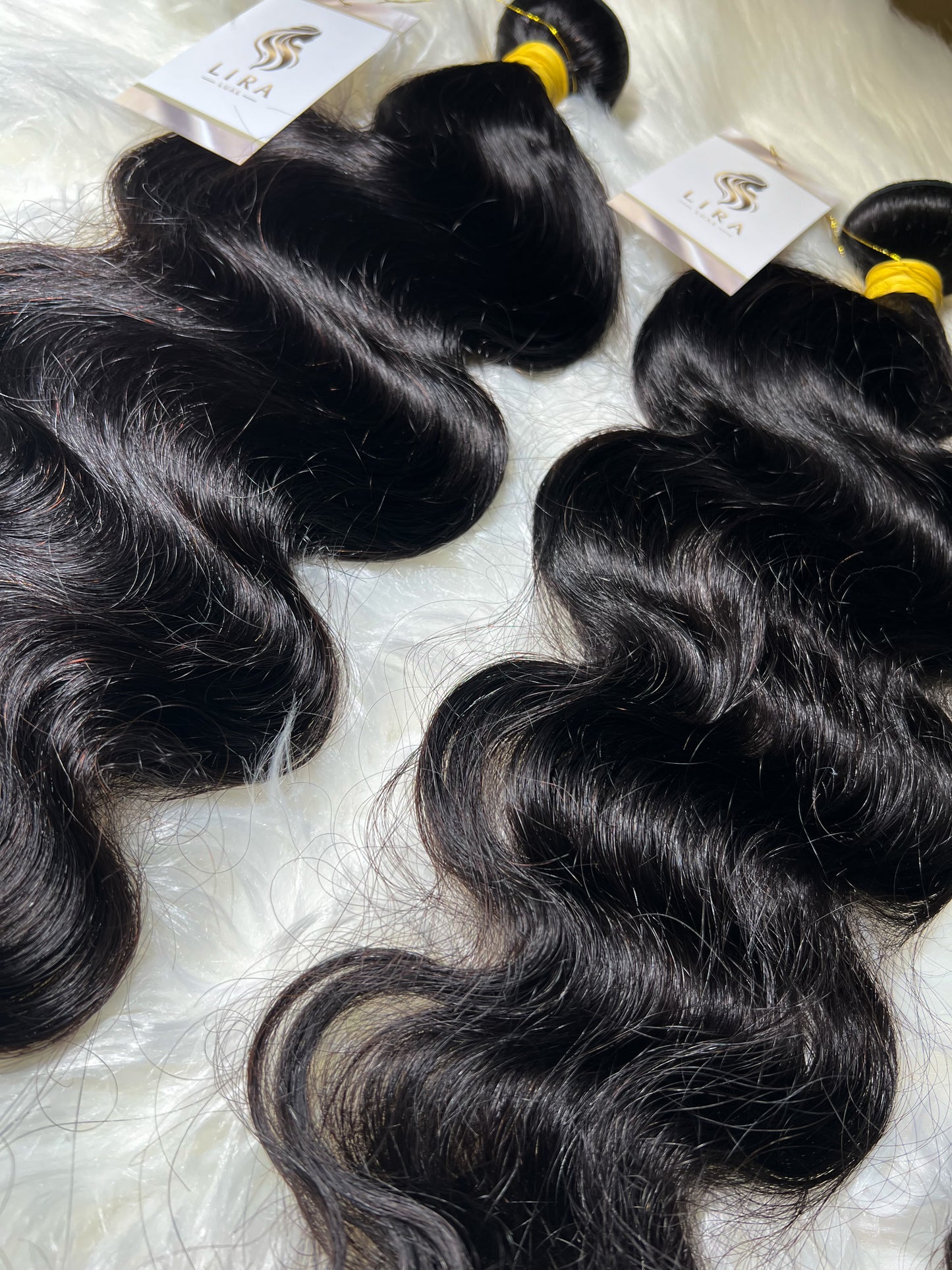 Lucy luscious Body Wave Bundles